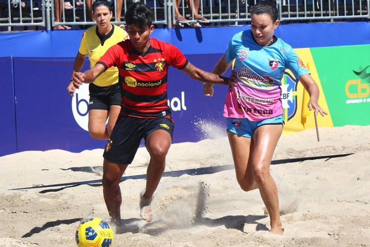 Flamengo vence São Paulo nos pênaltis e avança para final da Copinha  Feminina