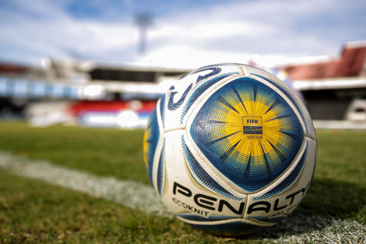 Sandro Barbosa revela dificuldades do Santa Cruz em contratar jogadores para a Srie D