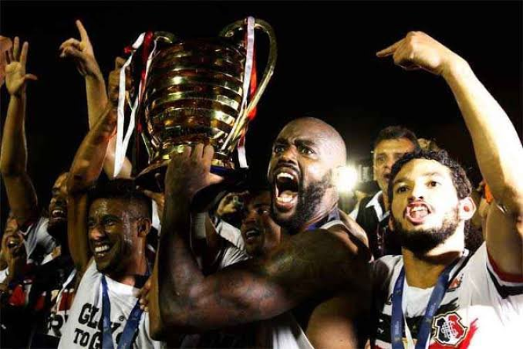 H sete anos, Santa Cruz celebrava o ttulo da Copa do Nordeste; relembre campanha