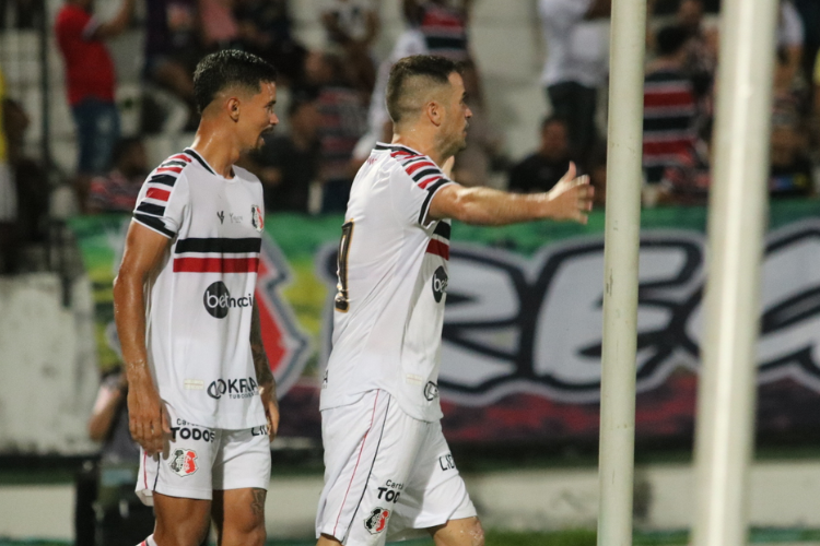Com gol de Pipico, Santa Cruz vence o Iguatu na estreia da Srie D 