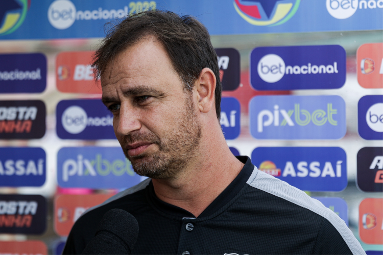 Felipe Conceio v evoluo do Santa Cruz, mas lamenta no ter matado o jogo contra o Potiguar