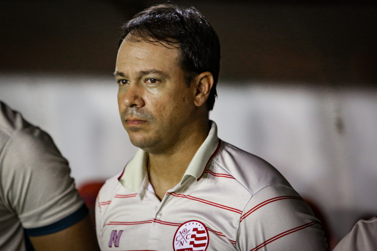 Veja a opinio de Beto Lago no Dirio esportivo sobre a demisso de Dado Cavalcanti 