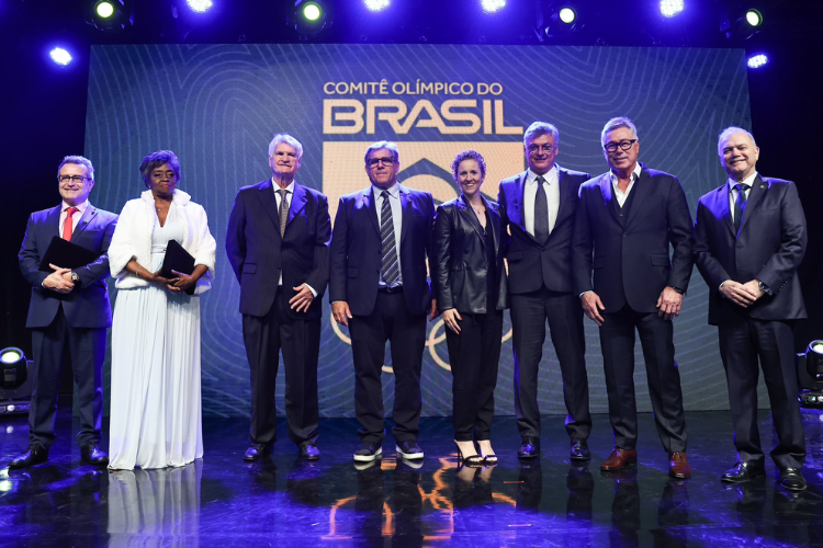 Pernambucana Yane Marques e grandes nomes do esporte ingressam no Hall da Fama do COB