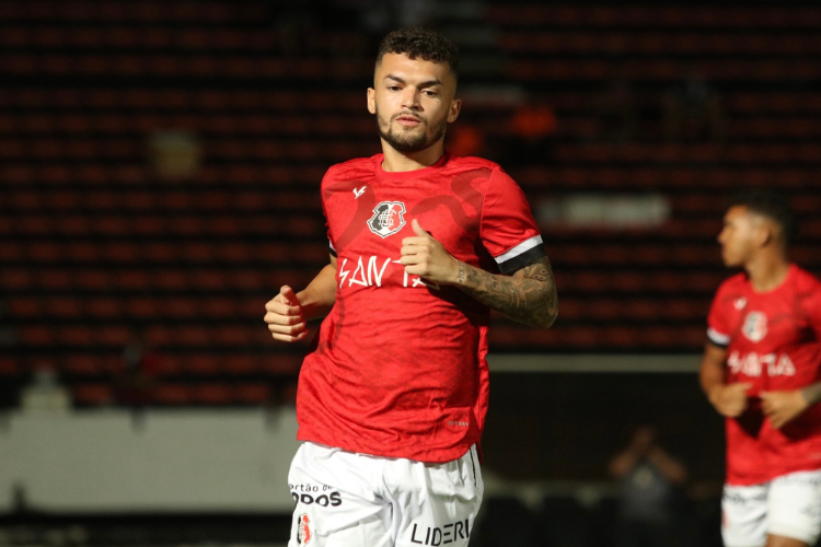 Nadson promete empenho e dedicao do Santa Cruz no duelo ante o Campinense