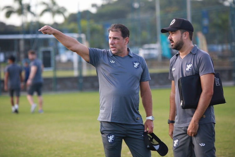 Retr empata com Bahia de Feira na estreia de Martelotte, pela Srie D 