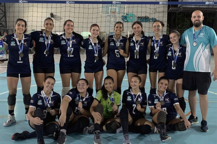 Time feminino de vôlei do Central fica em 3º no Campeonato Pernambucano, central