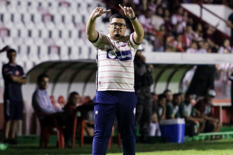 Otvio Augusto v semana produtiva e quer que torcedor do Nutico se sinta representado pelo elenco 