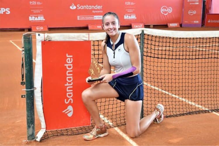 Bia Haddad vence russa e passa à terceira rodada de Roland-Garros pela  primeira vez na carreira