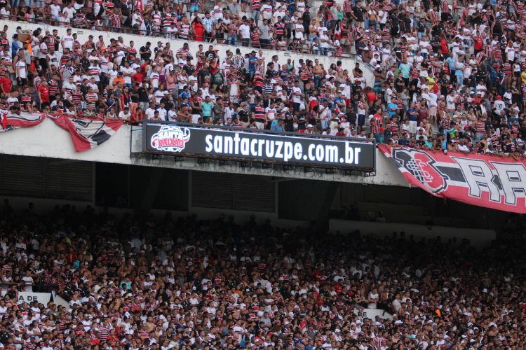 Santa Cruz anuncia suspenso de vendas online e ingressos sero fsicos contra o Sousa