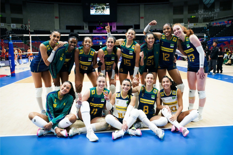 vit on X: não, mas essa pessoas marcando o volleyball world no