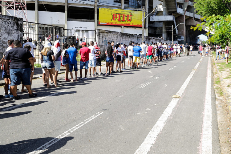 Santa Cruz promete uma nova experincia ao torcedor que for ao Arruda contra o Sousa-PB