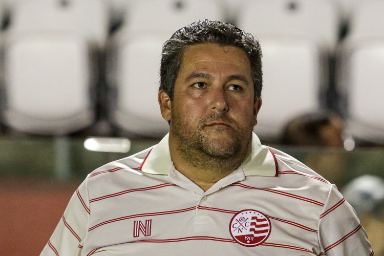 Marchiori aponta mudana do Nutico no intervalo: 'voltamos com uma postura diferente'