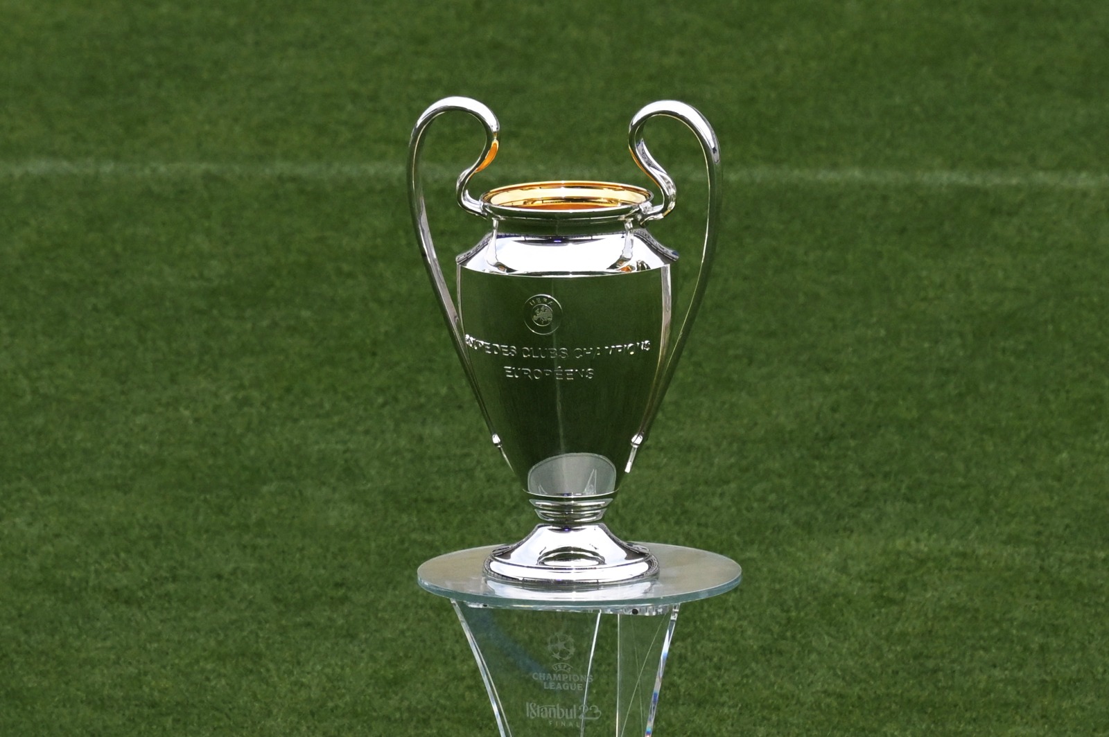 Qual o valor do prêmio que o City vai ganhar com o troféu da Champions?