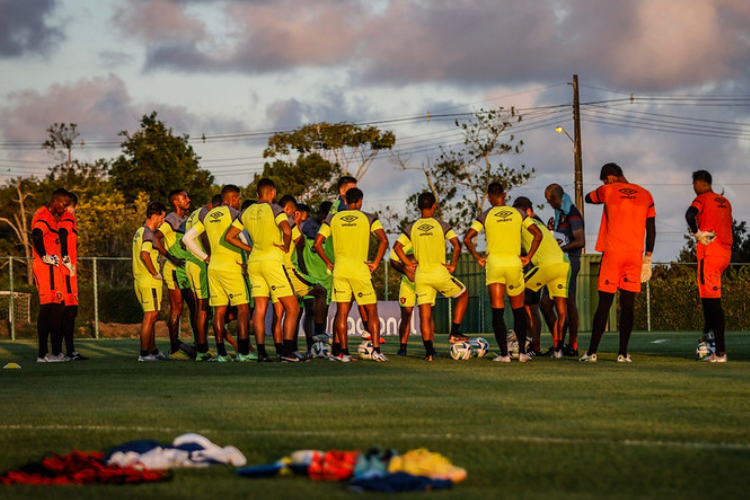 Aps maratonas de jogos, Sport tem semana para treinos antes de duelo diante do Vila Nova