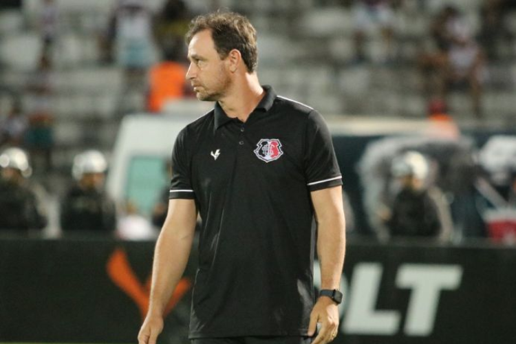 Tcnico Felipe Conceio v evoluo do Santa Cruz em jogos como visitante 