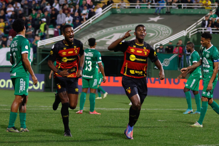 Veja a opinio de Lo Medrado no Diario Esportivo sobre o empate frustrante do Sport 