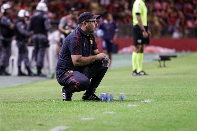 Sport comunica saída do lateral-esquerdo Igor Cariús - Folha PE