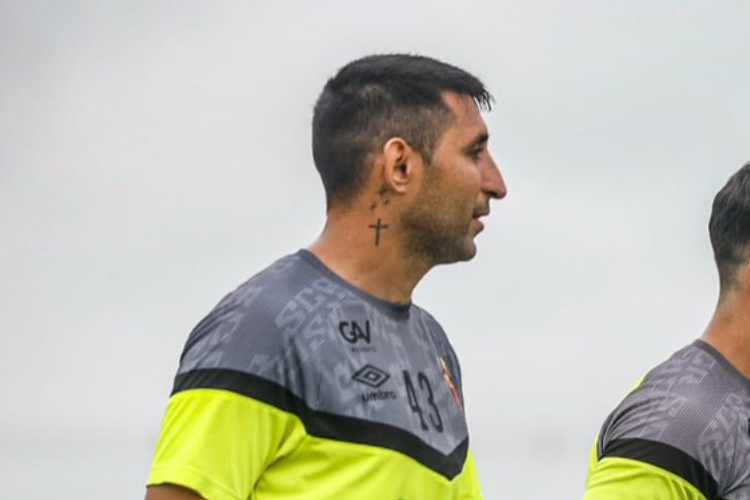 Regularizados, Alan Ruiz e Joo Peglow podem estrear pelo Sport contra o Mirassol