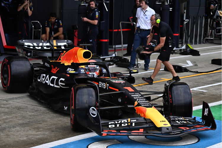 Fórmula 1: Charles Leclerc surpreende com 'pole position' no México