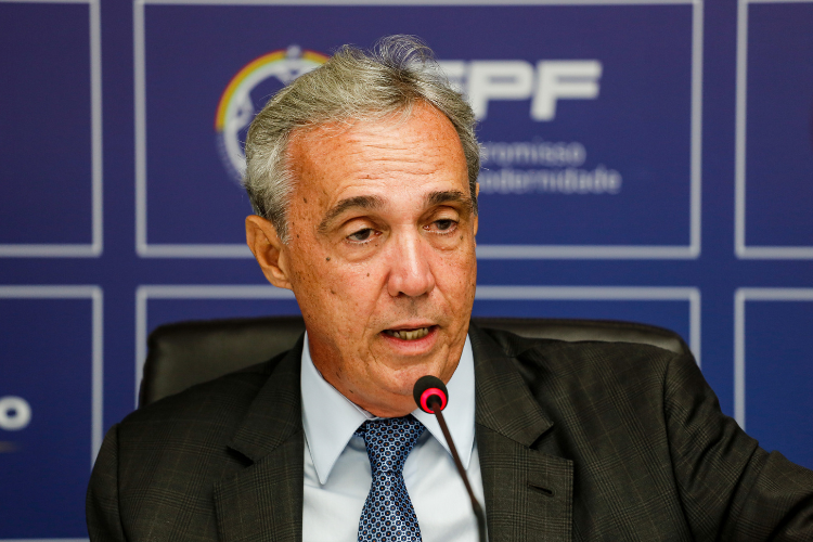 Presidente da FPF busca conseguir Certificado de Clube Formador para Nutico e Santa Cruz