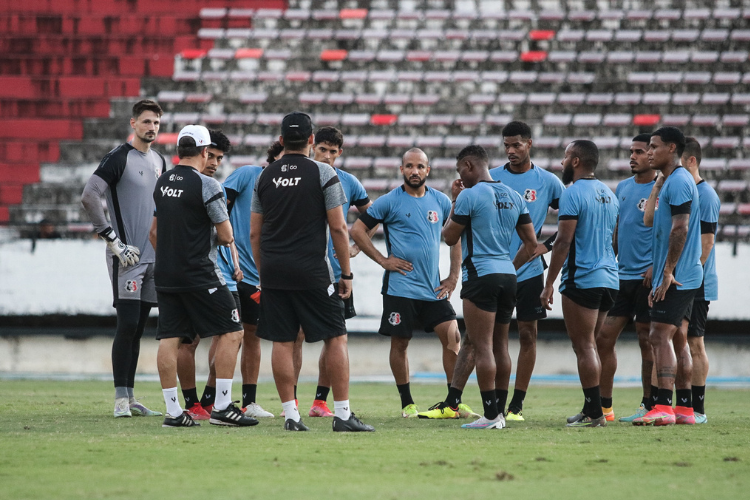 Com Chiquinho titular, Evaristo Piza projeta Santa Cruz para deciso contra o Potiguar-RN