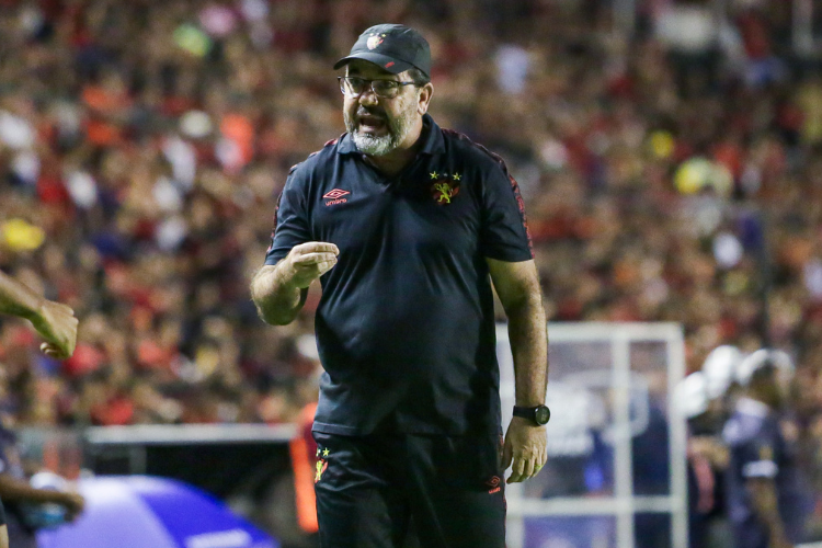 Enderson assume responsabilidade pela m fase do Sport, mas mostra confiana na recuperao