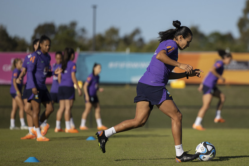 Órgãos públicos terão horário alterado em dias de jogos do Brasil