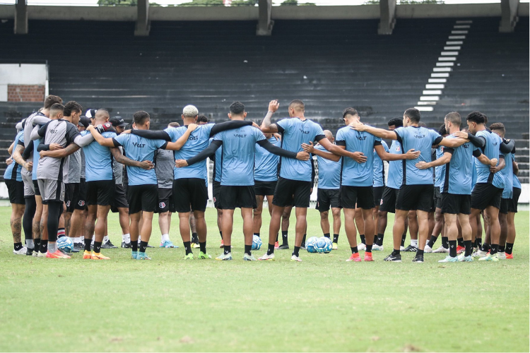 Desclassificado de forma precoce na Srie D, Santa Cruz define destino dos jogadores; confira contratos