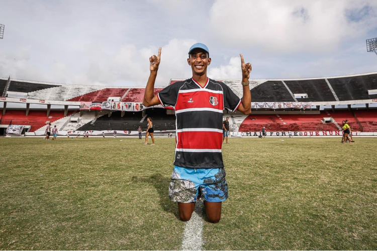Ney Silva destaca que SAF 'no  a soluo suprema' para os problemas do Santa Cruz