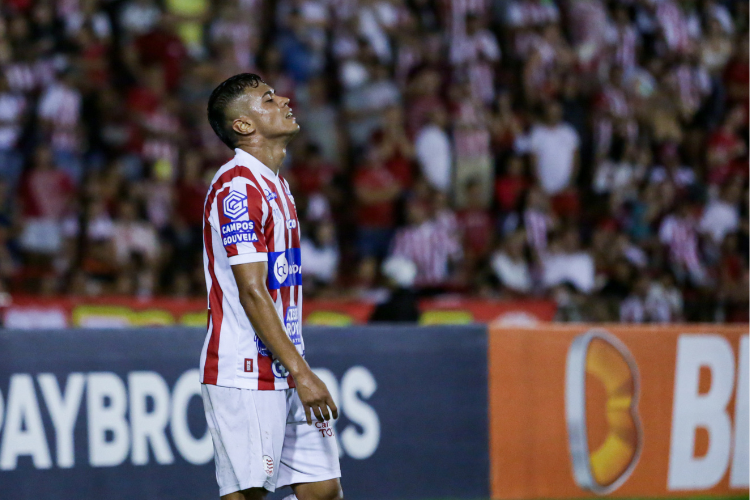 Veja a opinio de Beto Lago no Diario Esportivo sobre reta final do Nutico da 1 fase na Srie C