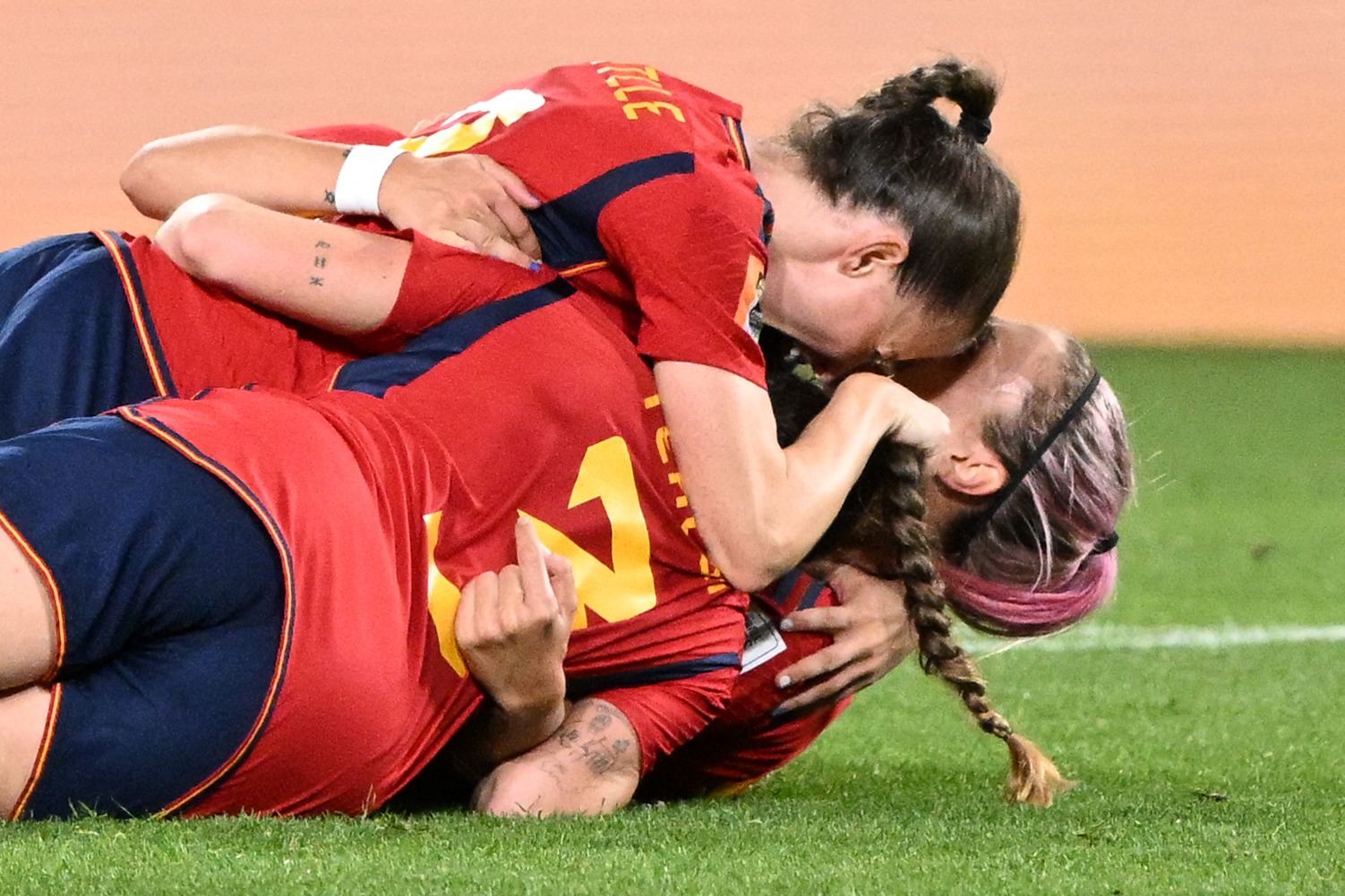 Espanha vence Inglaterra com gol de Olga Carmona e é campeã da Copa do  Mundo Feminina