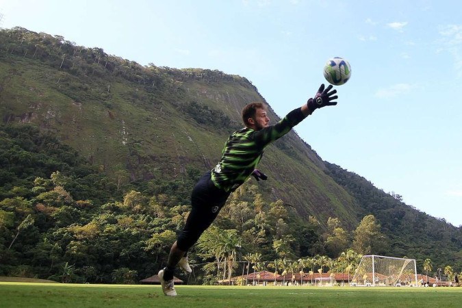 Lucas Perri • O MELHOR GOLEIRO DO BRASIL • 2023