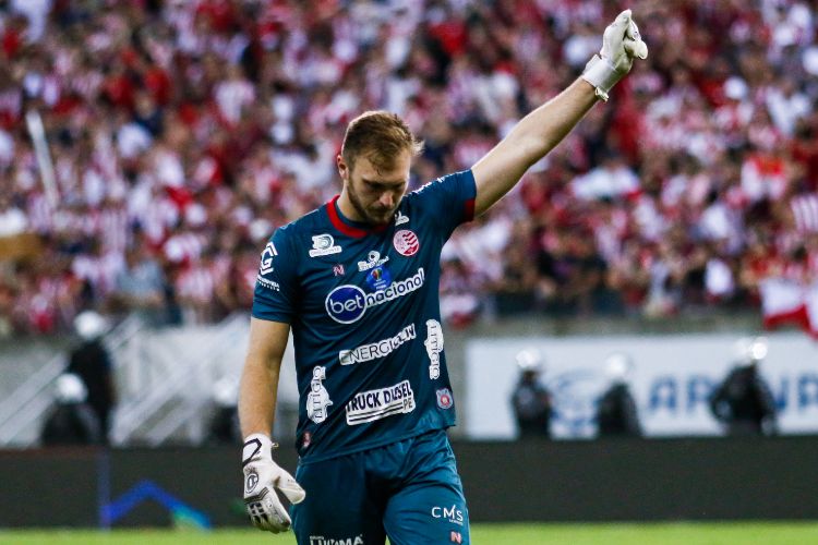 Pqp é o melhor goleiro do Brasil. É Lucas Perri!!