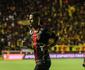 Luciano Juba desembarca em Salvador; Sport recomea vida sem o atacante