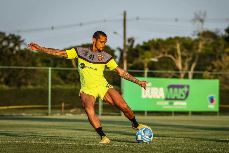 <i>(Foto: Rafael Bandeira/SCR)</i>