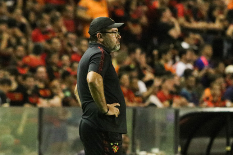Veja a opinio de Beto Lago no Diario Esportivo sobre o momento ruim do Sport na Srie B
