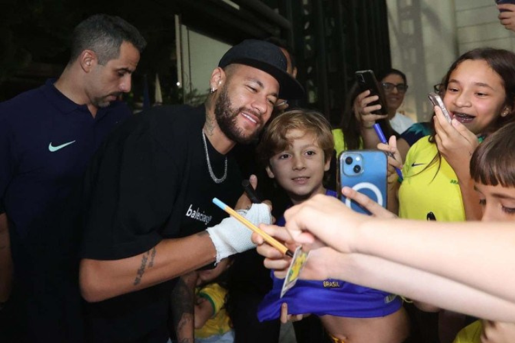 Neymar se apresenta  Seleo em Belm, onde conquistou primeiro ttulo