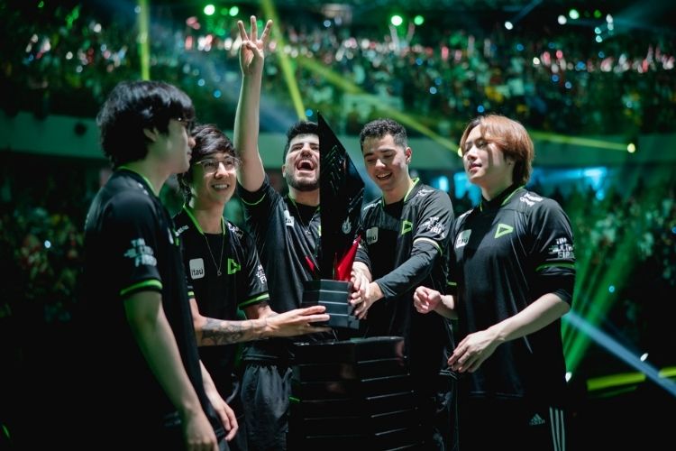 Final do CBLOL rende marcas históricas para LOUD e PaiN no cenário  brasileiro 