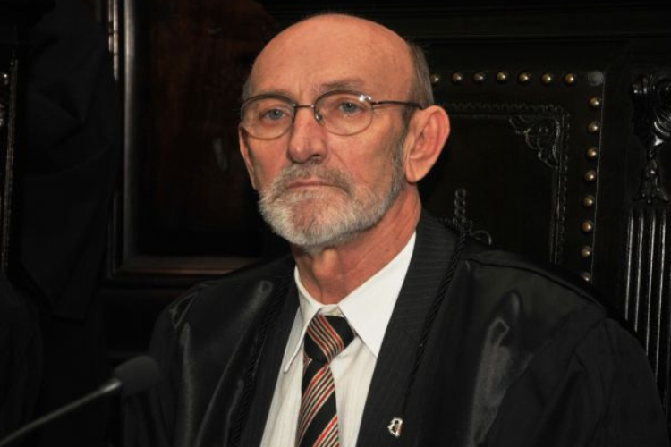 Bartolomeu Bueno no acredita em conciliao entre Executivo e Deliberativo do Santa Cruz