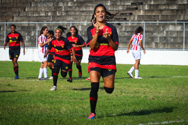 Na abertura do Campeonato Pernambucano Feminino, Sport vence clssico contra o Nutico 