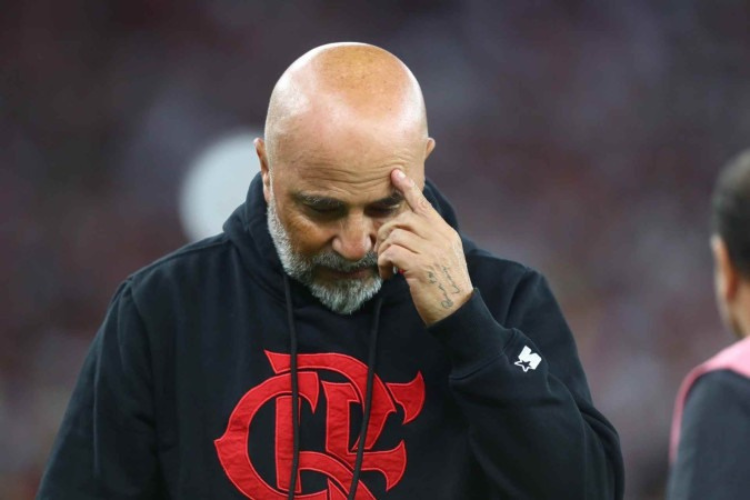 Saiba quanto o Flamengo gastou com multas rescisrias em 2023