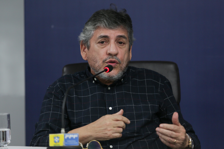 Presidente do Santa Cruz contesta declaraes de Marino Abreu sobre documento para antecipar eleies