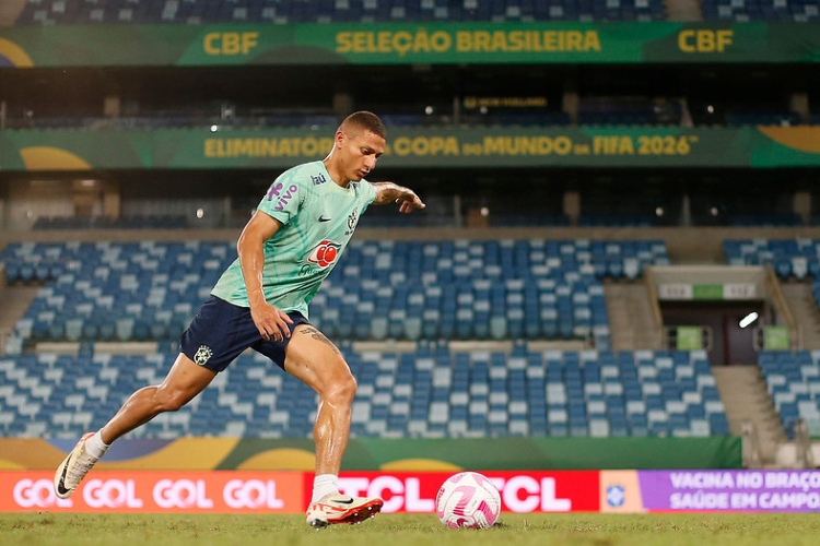 Sem marcar pela Seleo desde a Copa, Richarlison quer fazer as pazes com o gol contra a Venezuela