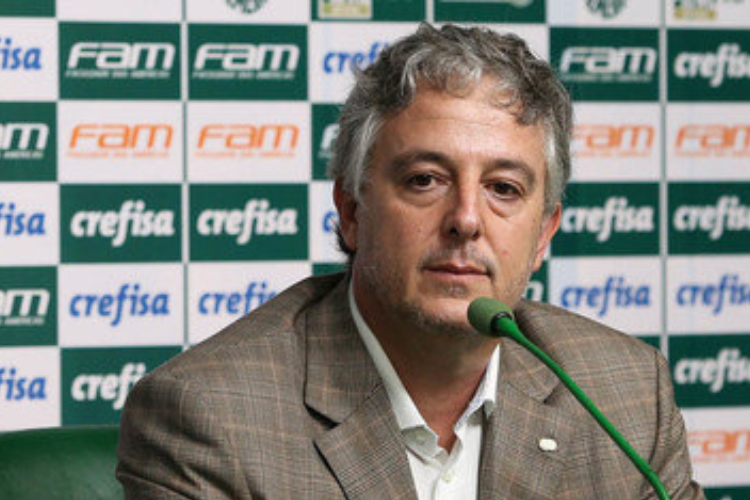 Ex-presidente do Palmeiras detona Leila Pereira: 'Arrogante e soberba'