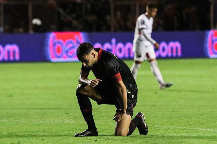 Roteiro incmodo: Sport sofreu 12 gols nos ltimos seis jogos da Srie B; foram sete s no primeiro tempo
