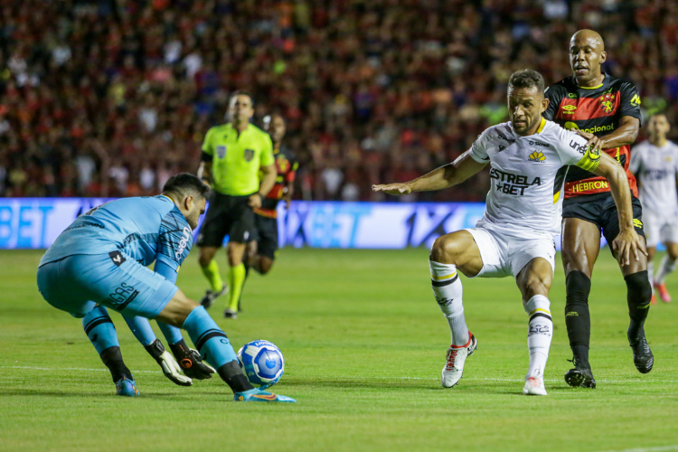 Sport precisa secar o Cricima contra ABC para ganhar flego e se manter no G4 da Srie B