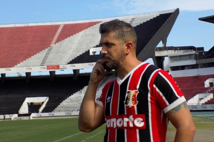 Candidato pela oposio no Santa Cruz prega modelo transitrio de gesto e diz que 'SAF  uma necessidade'