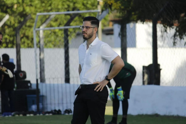 Santa Cruz perto de fechar a contratao de Francisco Sales para gerente de futebol