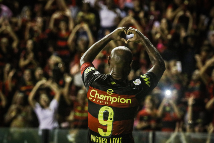 Beto Lago: 'Vamos ver quem ganha nessa queda de brao e leva o amor para sua sede'