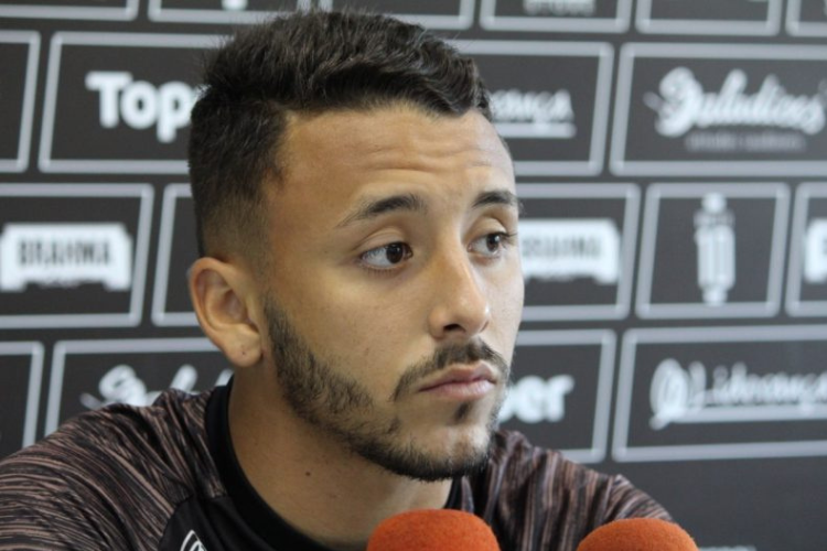<i>(Foto: John Lo / Figueirense)</i>
